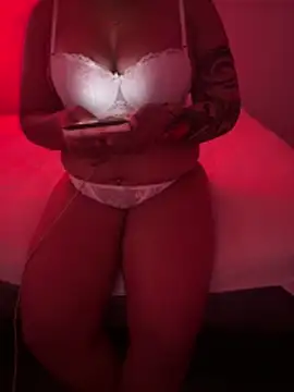 VoyeurismCouple online show from April 12, 4:48 am