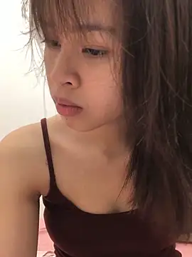 Yenlisu3Zie online show from May 23, 4:49 pm