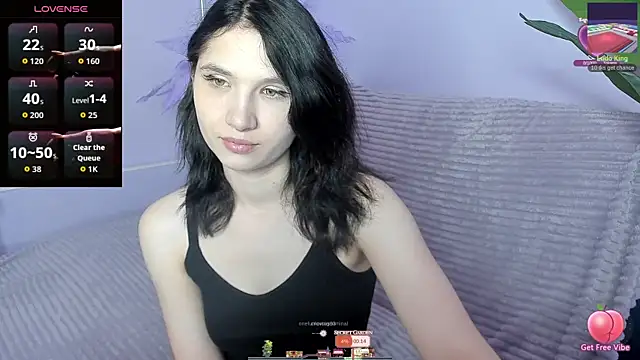 Kitty Blondie online show from May 1, 2:37 am