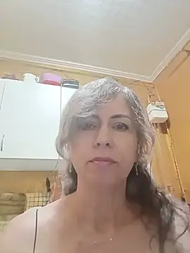 TaynaSecret online show from June 8, 8:41 pm