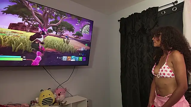 mia hart online show from May 19, 1:56 am