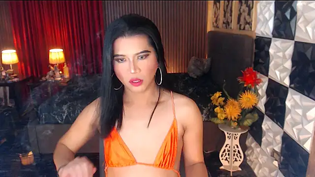SiaraMassiveCock online show from August 3, 6:57 pm