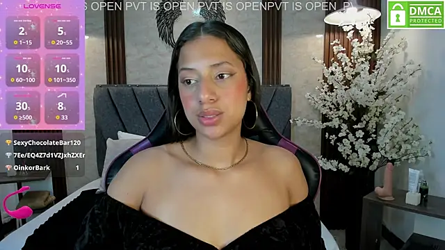 Atiena  online show from May 5, 7:17 pm