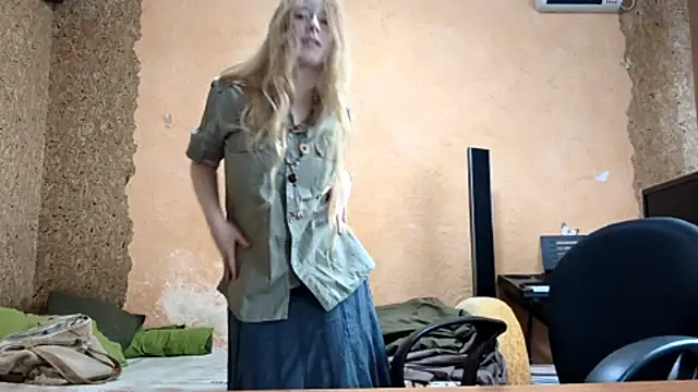 KateVibe 01 online show from April 21, 1:42 am