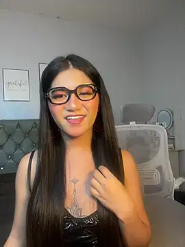 JassmineLove online show from June 17, 8:59 am
