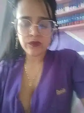 rochylinda online show from May 22, 8:07 pm