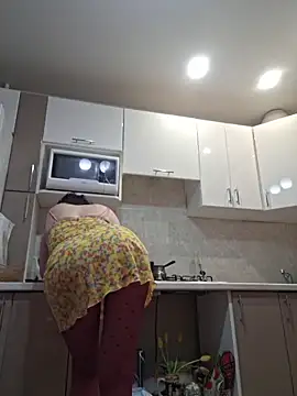 LaliaMia online show from March 23, 1:50 pm