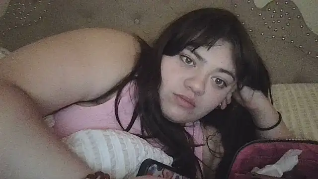 viennaavisabella online show from April 6, 8:04 am