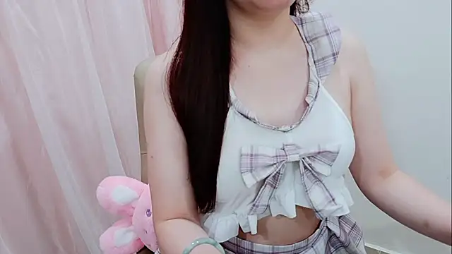 minami-yuiyui online show from May 5, 1:41 am