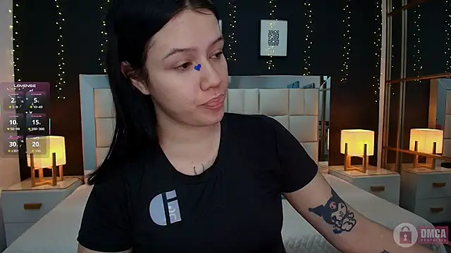 aria bloomer online show from May 10, 11:56 am