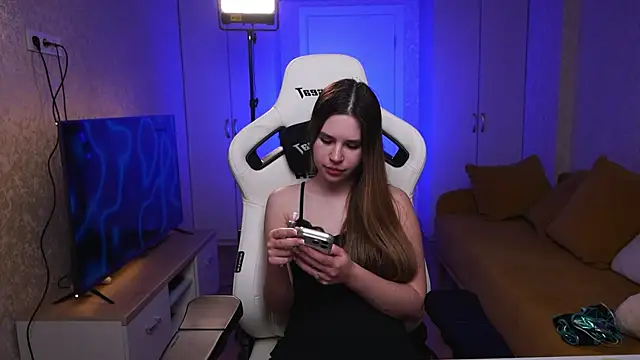 Justana online show from April 7, 2:13 am