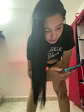 Lcamilagarcia online show from May 7, 12:48 am