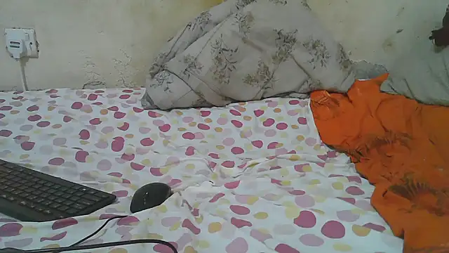 issabelaluna online show from April 29, 5:40 pm