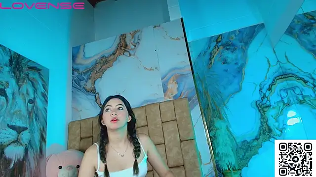 karla latin  online show from May 12, 1:40 pm
