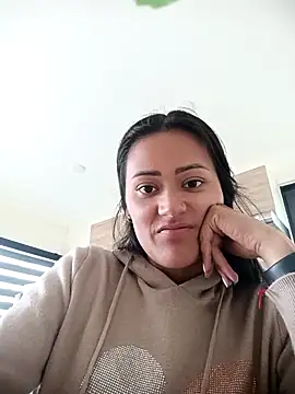 trululusexy online show from April 11, 10:02 pm