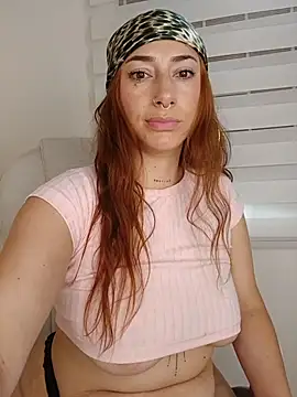 mollysweetx online show from May 5, 7:17 pm
