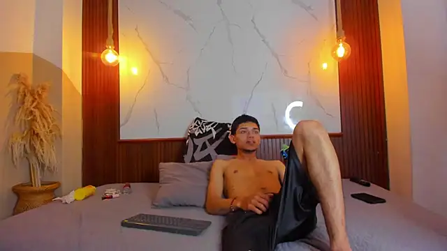 Eroticxcouple online show from April 10, 3:34 am