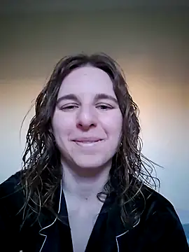 jade Montoe online show from April 30, 6:35 pm