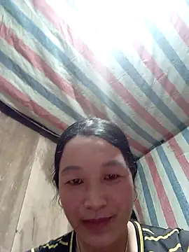 vanlucky2 online show from May 4, 11:36 am