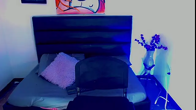 Mia dasilva  online show from June 25, 7:37 pm