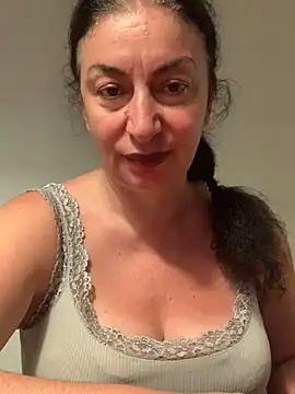Lizzaa80 online show from July 1, 4:28 pm