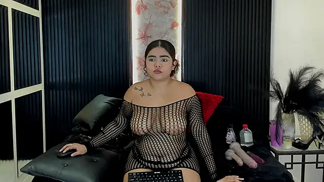 AlanaVelascos online show from July 8, 7:16 pm