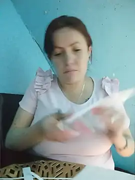 carolinhe26 online show from July 14, 7:29 pm