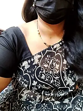 Stephaniee27 online show from June 13, 10:23 am