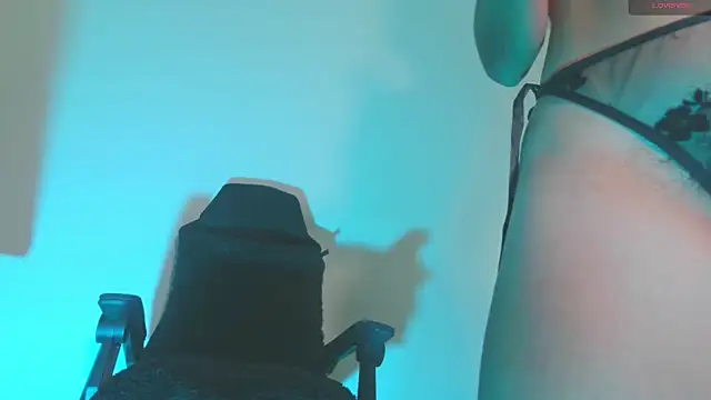 Sharonxt online show from June 16, 5:47 pm