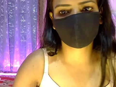 jiyasingh0 online show from May 15, 11:35 am