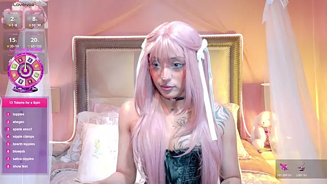 VaLuu   online show from July 20, 1:02 pm