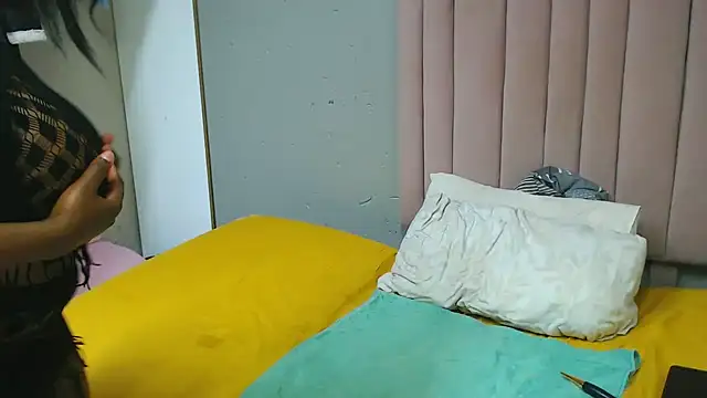 CocoBlazerx76 online show from June 6, 8:37 pm