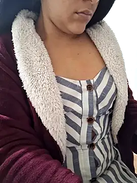 euahotmarii3 online show from June 22, 2:38 am