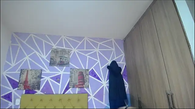 Hellen maya online show from May 25, 8:52 pm