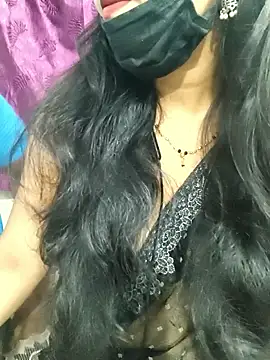 sweetylove01 online show from May 25, 5:45 pm