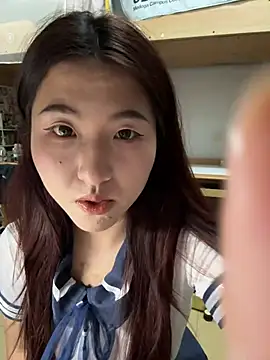 pinkouou online show from May 10, 2:19 pm