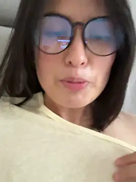Faye-baby online show from April 29, 2:37 am