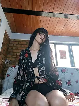 Friends with benefitsss online show from April 16, 8:08 pm