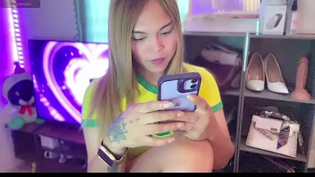 hannaBaby lisyos11 online show from June 5, 4:27 am