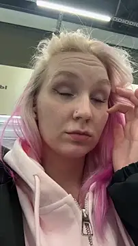 Olly dolly online show from April 16, 12:49 pm