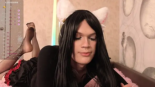 nightrapunzel online show from April 16, 5:34 pm