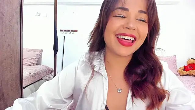 megan poe  online show from July 15, 2:11 pm