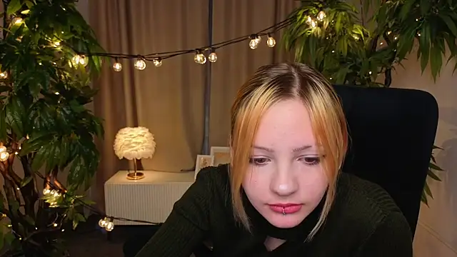 EmilyRods online show from April 19, 10:15 am