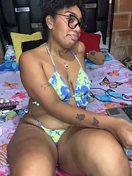  Piel Canela online show from May 14, 2:17 am