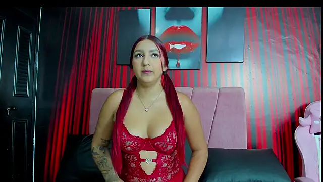 Lunadorada18 online show from April 21, 11:28 am