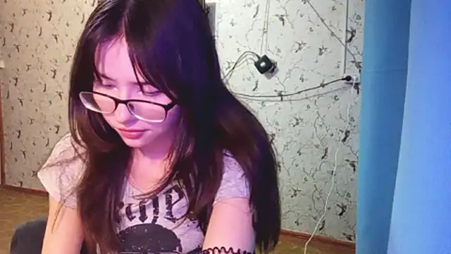 DelicaBrome online show from June 15, 2:06 pm