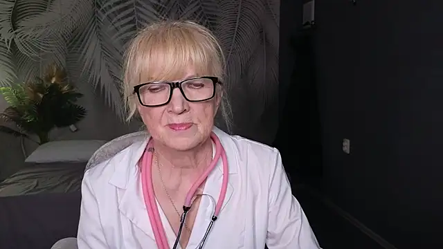 Dr Mireille online show from May 16, 10:36 am