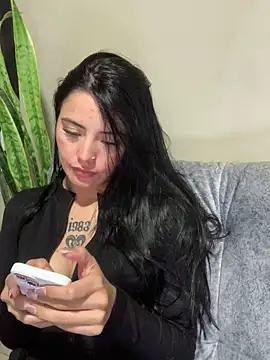 Tatiii1 online show from April 22, 4:20 am