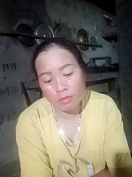 phuongtrinh1 online show from April 24, 12:30 pm