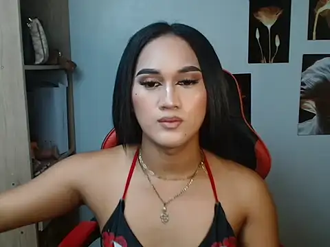 YourHot Nica online show from May 9, 2:24 am